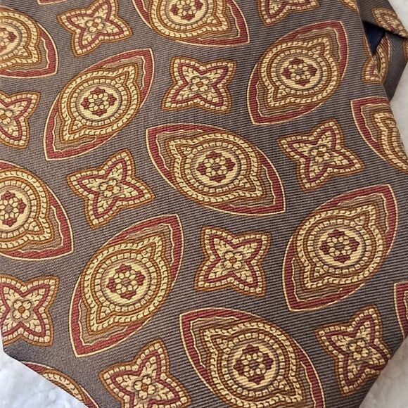 Liberty of London Imported Fabric from London Men's Classic Necktie Silk - Picture 10 of 11